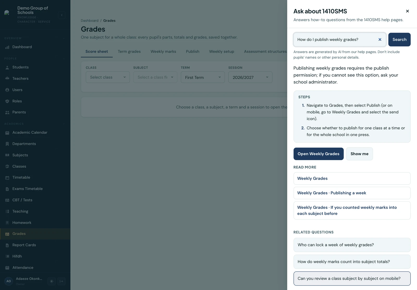 The Help panel open over the Grades workspace, asked 'How do I publish weekly grades?'. Under a note that answers are generated by AI from the help pages and that pupils' names should not be typed in, the answer says publishing needs the publish permission and to ask the school administrator if the option is missing, then lists three numbered steps, buttons to open Weekly Grades and to be shown where it is, and links to read more on the Weekly Grades help page.